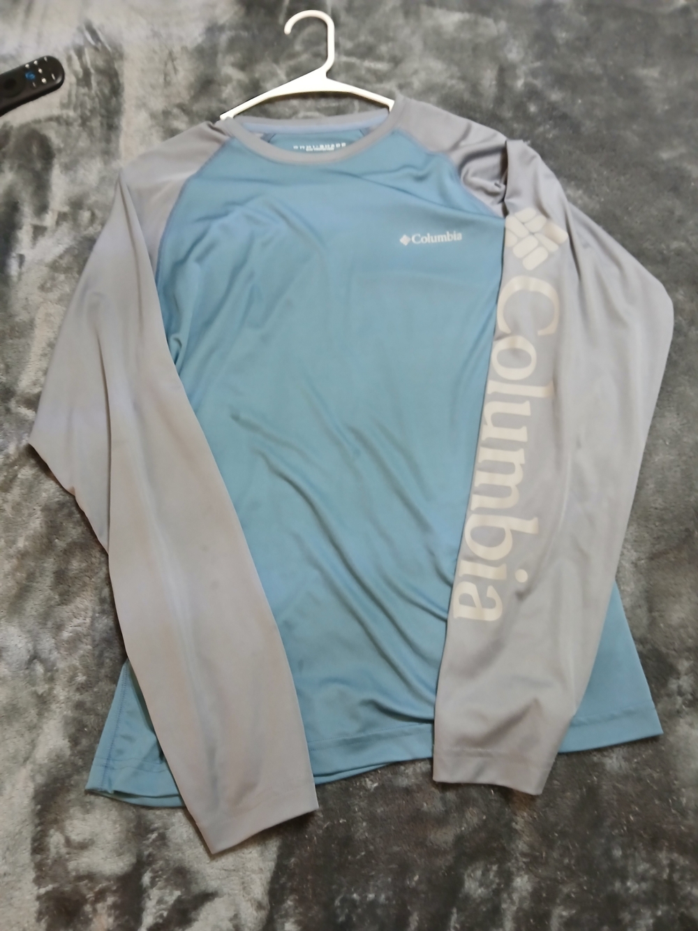 Columbia Long Sleeve Raglan Performance Shirt - Blue & Gray